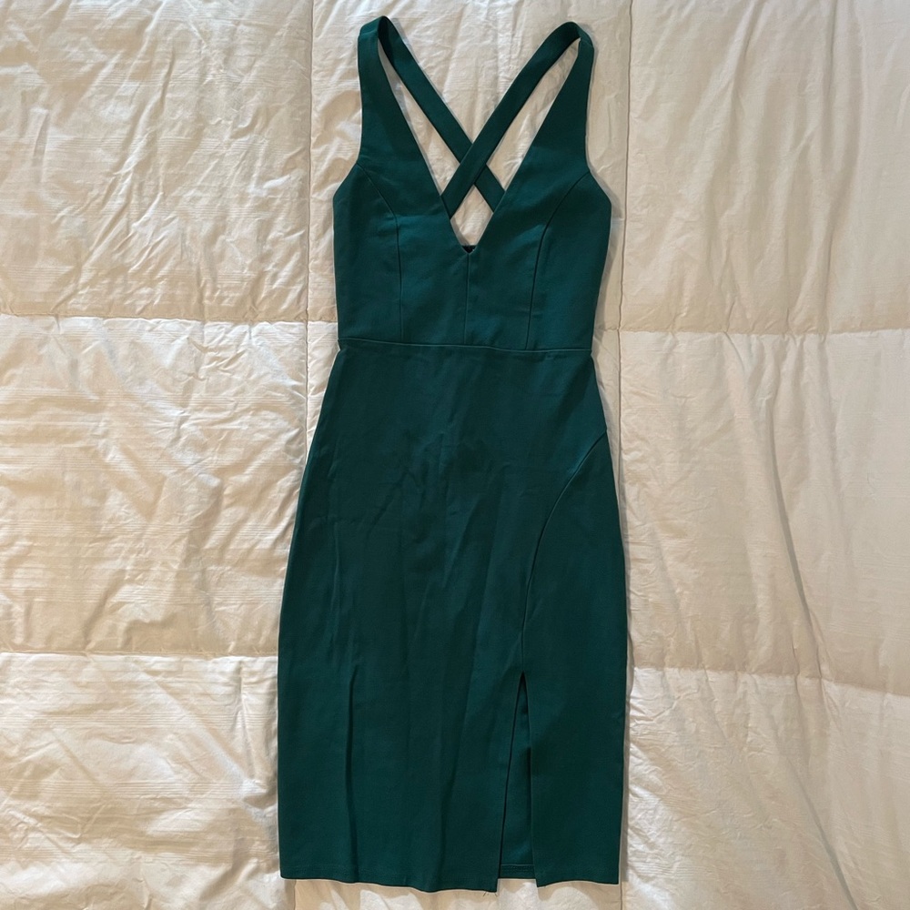 Green lulus dress